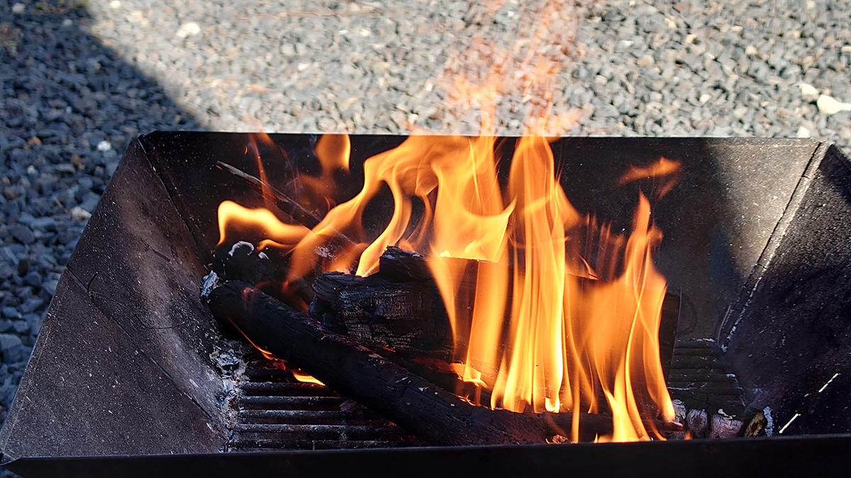 焚き火のイメージ