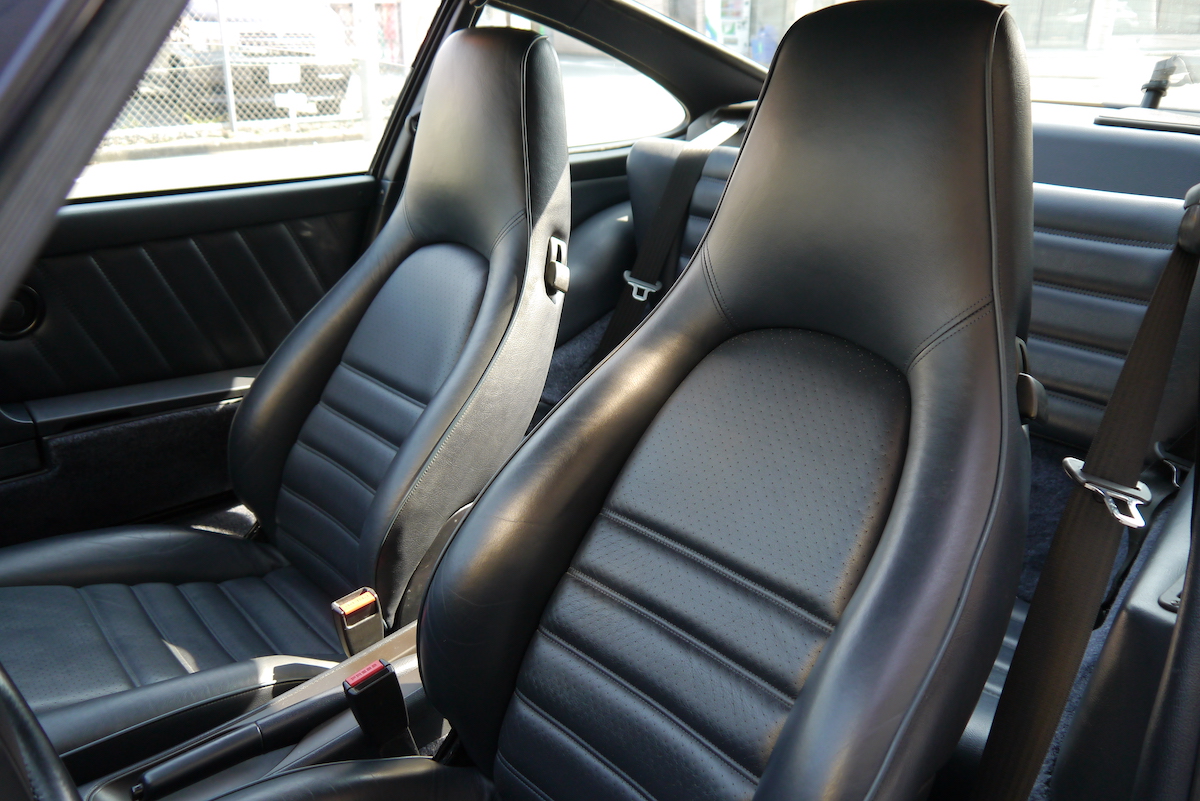 ポルシェなら 992 より 964 が絶対に買い 価格高騰でも30年前の空冷モデルがオススメな理由とは 画像25 Auto Messe Web カスタム アウトドア 福祉車両 モータースポーツなどのカーライフ情報が満載