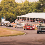 イギリスの高級車ブランド「ベントレー」がターボ搭載40周年！　グランドツアラーの頂点を歩んできた10台がパレード