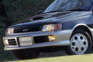 【画像】「シルビア」よりも速かったトヨタ「スターレット」90年代若者の「アオハル」だった「EP82」はすごかった 〜 画像14