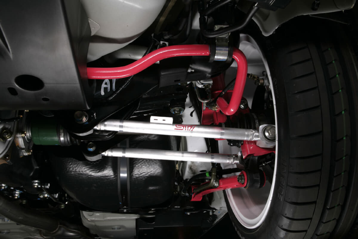 スタビライザーはミニバンでも効果あり スポーツカーでなくても交換することによるメリットとは カスタム アウトドア 福祉車両 モータースポーツなどのカーライフ情報が満載 Auto Messe Web