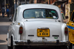 【画像】約60年も生産されたインドのシーラカンス的国民車がEVで復活!? スズキ「マルチ800」に駆逐された「ヒンドゥスタン・アンバサダー」とは？ 〜 画像22
