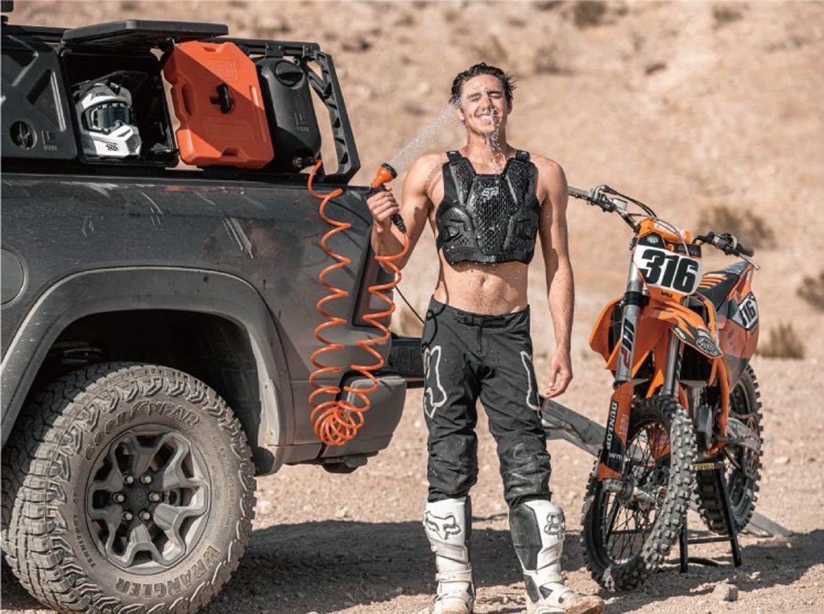 ワイルドなピックアップ車に似合うゴツ系カーゴキャリア アメリカのアクセサリーブランド Leitner Designs が日本上陸 画像4 Auto Messe Web カスタム アウトドア 福祉車両 モータースポーツなどのカーライフ情報が満載 ワイルドなピックアップ車に似合うゴツ系カーゴキャリア アメリカのアクセサリーブランド Leitner Designs が日本上陸 画像4 Auto Messe Web カスタム アウトドア 福祉車両 モータースポーツなどのカーライフ情報が満載