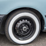 【画像】クラシックカーのタイヤ側面はなぜ白い？ 今もゴツ系SUVで人気の「ホワイト系」タイヤカスタムの歴史 〜 画像20