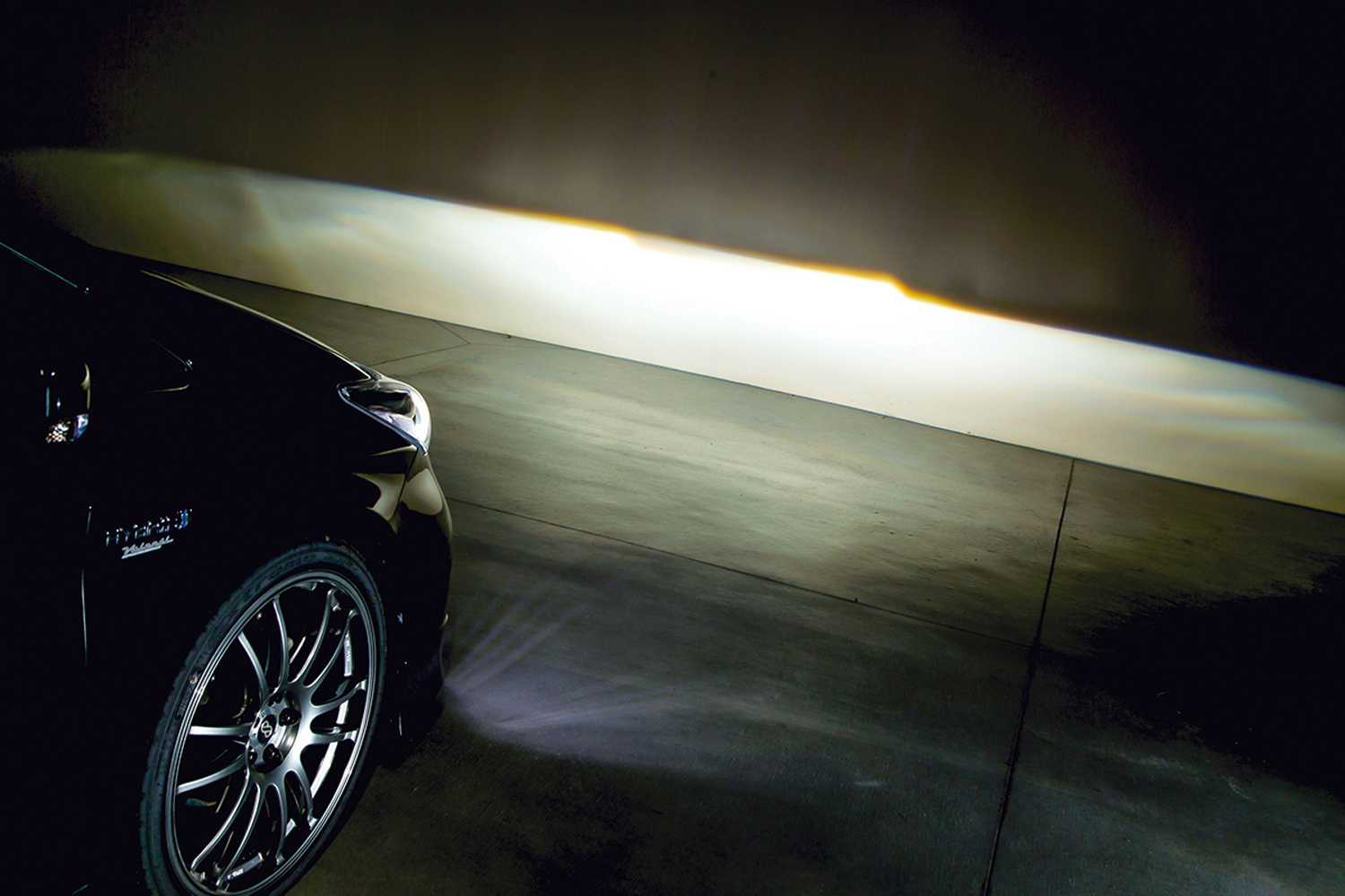 トラブルを招く眩しいヘッドライトのなぜ 知らぬ間に 光軸 が狂ってしまう理由とは 画像10 Auto Messe Web カスタム アウトドア 福祉車両 モータースポーツなどのカーライフ情報が満載 トラブルを招く眩しいヘッドライトのなぜ 知らぬ間に 光軸 が狂ってしまう理由とは 画像10 Auto Messe Web カスタム アウトドア 福祉車両 モータースポーツなどのカーライフ情報が満載