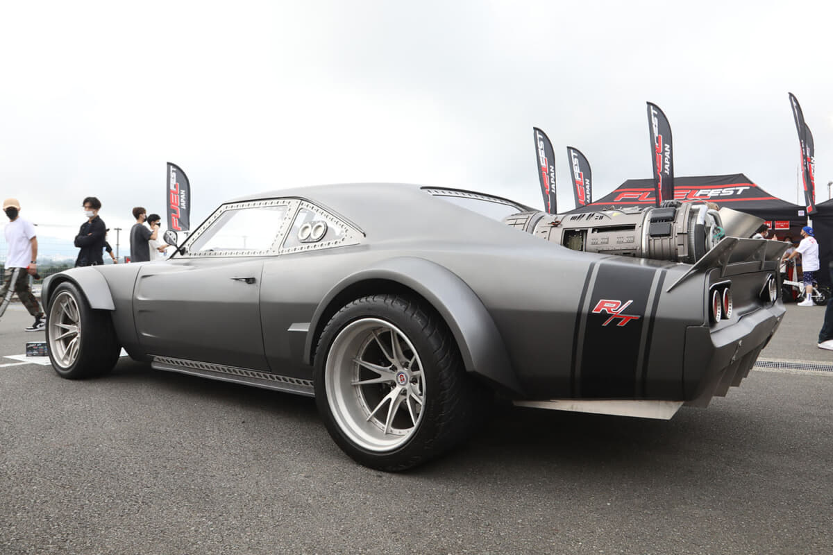 Fuelfest に ワイスピ 劇中車 ダッジ チャージャー が降臨 氷上を走行するための改造ポイントとは 画像5 Auto Messe Web カスタム アウトドア 福祉車両 モータースポーツなどのカーライフ情報が満載