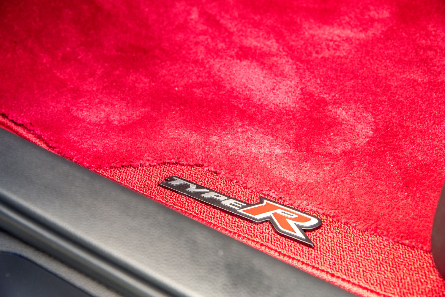 【画像ギャラリー】ホンダ新型「シビックタイプR」の純正アクセサリー全部見せます! ホンダアクセス謹製パーツは新車購入時に装着して正解 ...