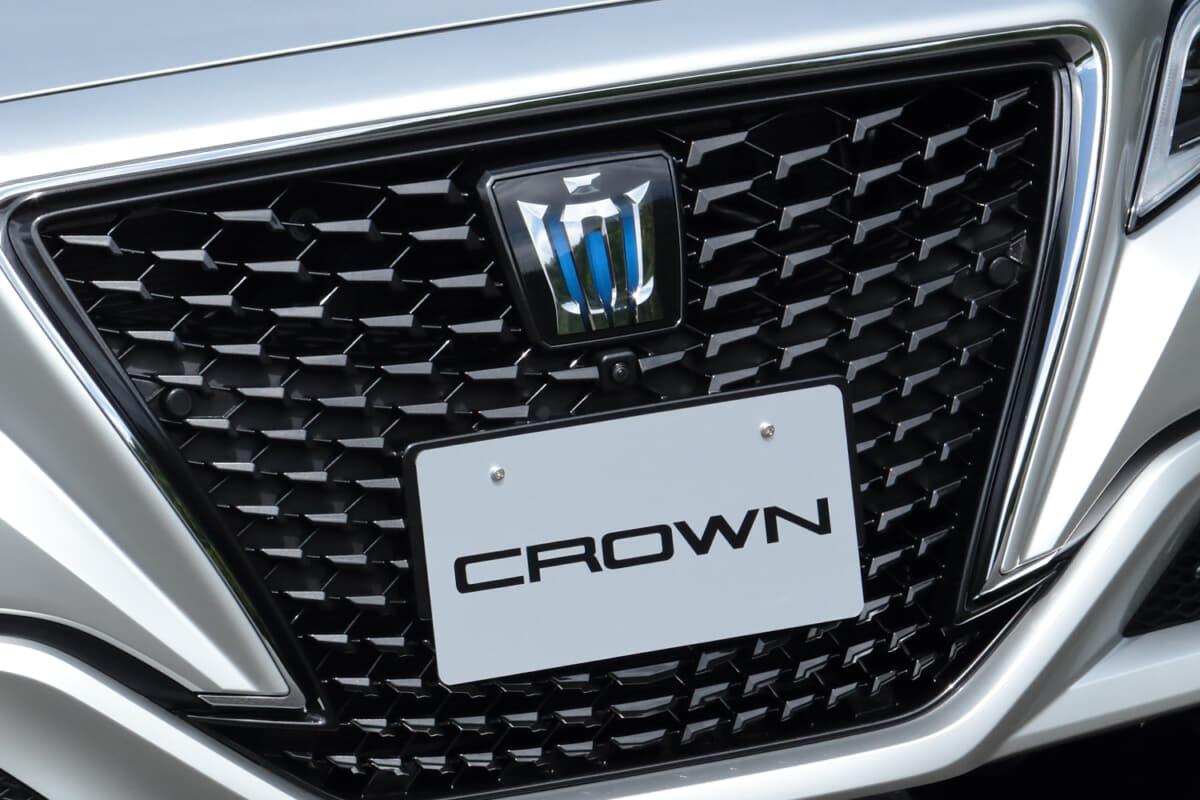 クラウンらしくないクラウン は過去にもあった 新型に負けないくらいアヴァンギャルドで個性的なモデルとは 画像6 Auto Messe Web カスタム アウトドア 福祉車両 モータースポーツなどのカーライフ情報が満載