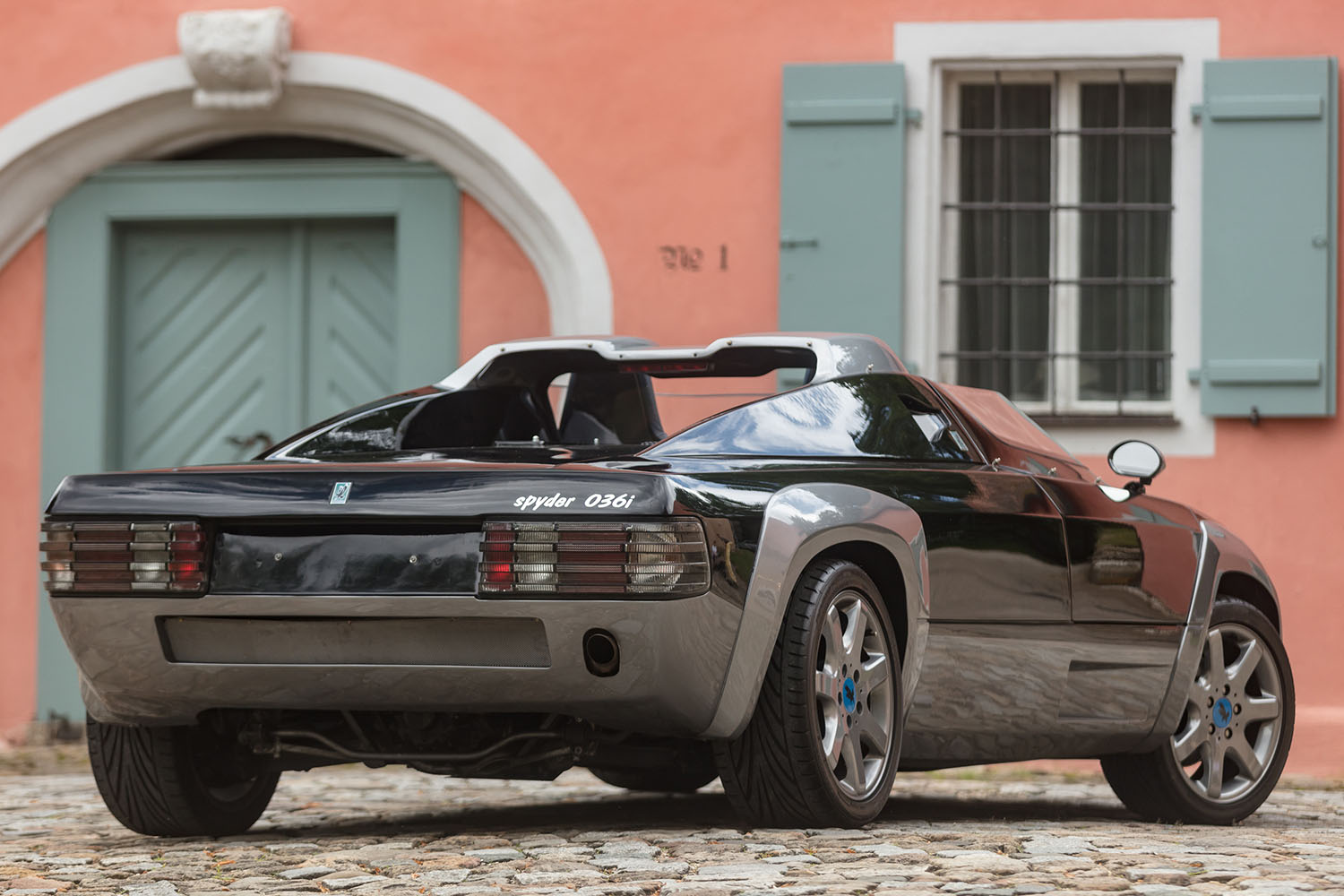 イズデラ「スパイダー036i」