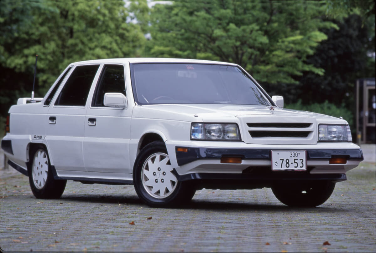 バブルだから実現した三菱とamgのコラボ デボネアv 3000 ロイヤル Amg はコスメチューンだった 画像1 Auto Messe Web カスタム アウトドア 福祉車両 モータースポーツなどのカーライフ情報が満載