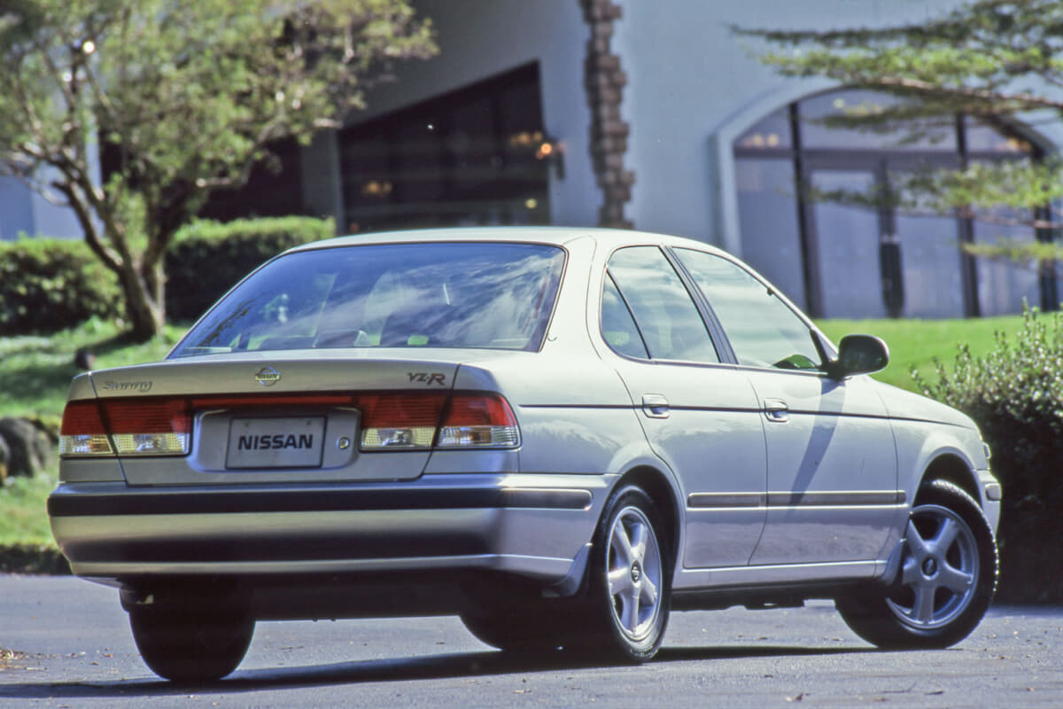 300台弱しか販売されなかった幻の日産 サニーvz R を知ってる シビック タイプr をカモれるサニーとは 画像1 Auto Messe Web カスタム アウトドア 福祉車両 モータースポーツなどのカーライフ情報が満載