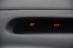 【画像】昔のAT車に付いていた「オーバードライブスイッチ」っていつ消えた？ じつは「オーバードライブ」自体は今も健在！ 〜 画像9