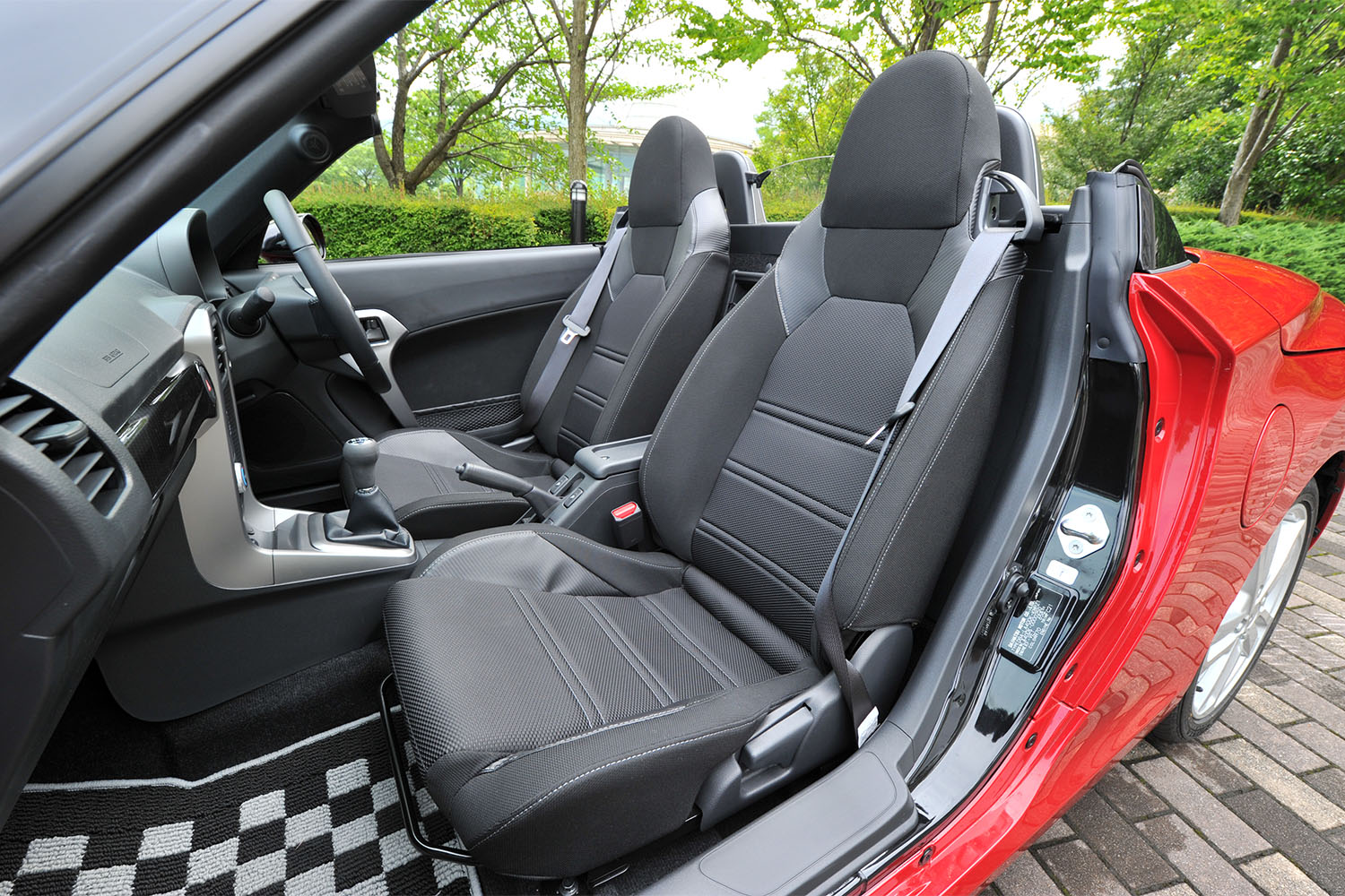 シビック に Gr86 いまmtのクルマが増えている 最後に乗っておきたいオススメのmt車とは 画像10 Auto Messe Web カスタム アウトドア 福祉車両 モータースポーツなどのカーライフ情報が満載