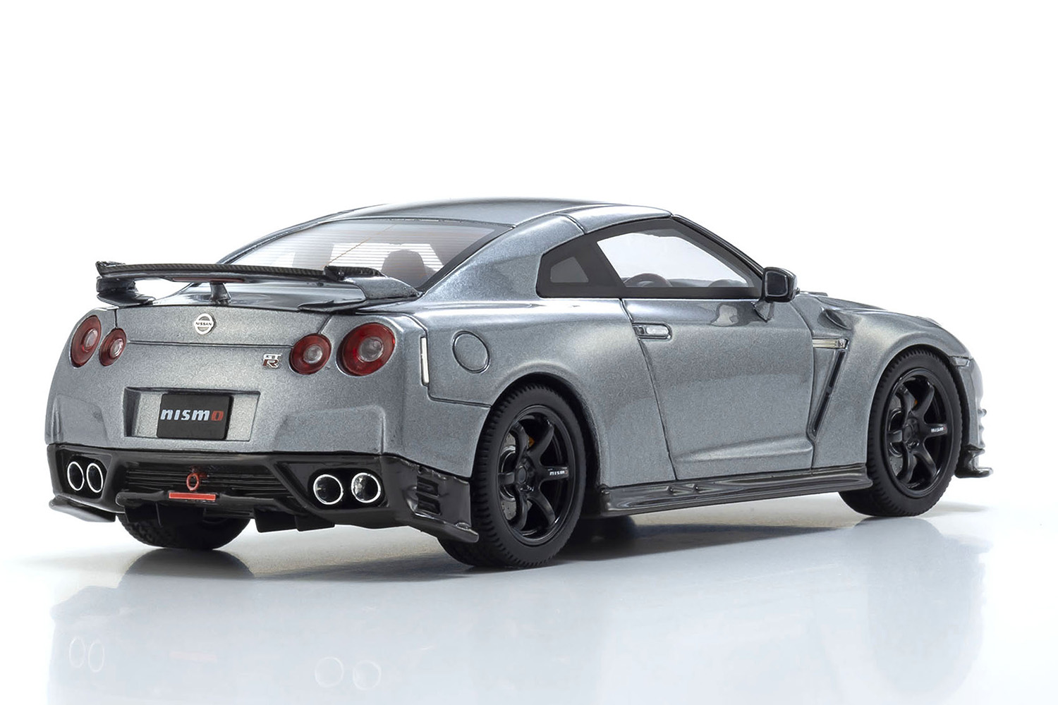1000台限定】日産「R35GT-R」のニスモデモカーが1/43で蘇る！ 京商 
