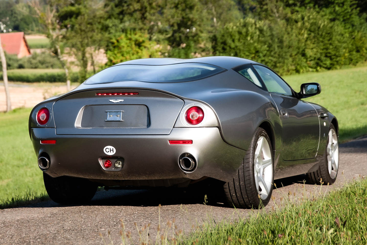 2003年式アストンマーティン「DB7ザガート」