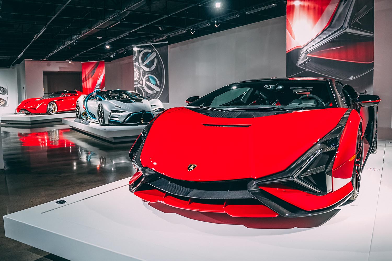 ピーターセン自動車博物館の特別展「Allure of the Extreme」