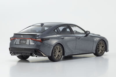 話題のレクサス「IS500 F SPORT」が1/43スケールのモデルカーに！ 高 