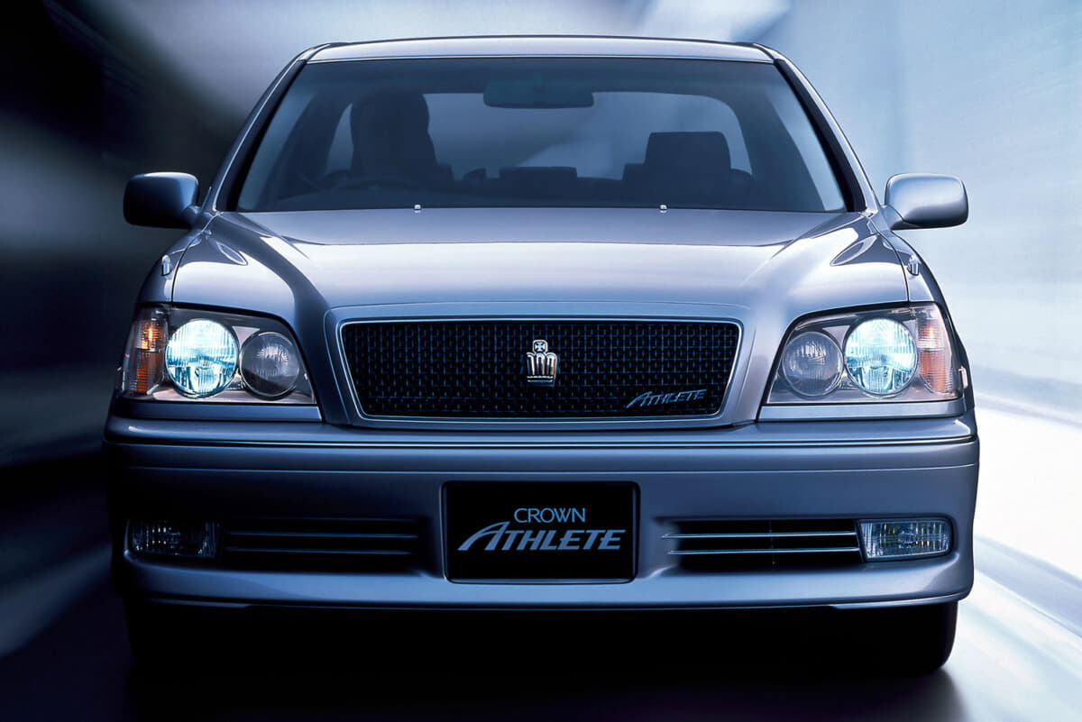 トヨタ・クラウン金属製灰皿／関東自動車工業株式会社製造