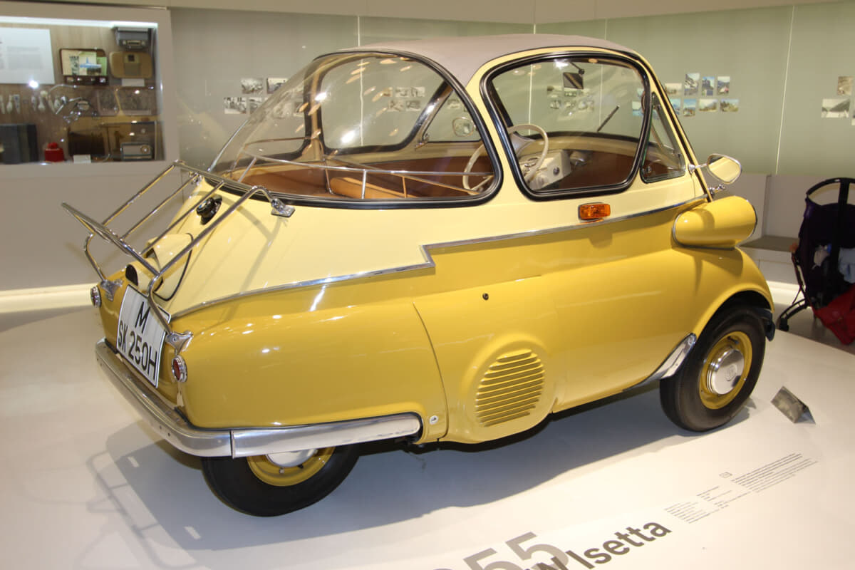 【画像ギャラリー】営業不振のBMWを救った「イセッタ」のデザインは、「冷蔵庫をスクーターでサンドイッチ」!? AUTO MESSE WEB