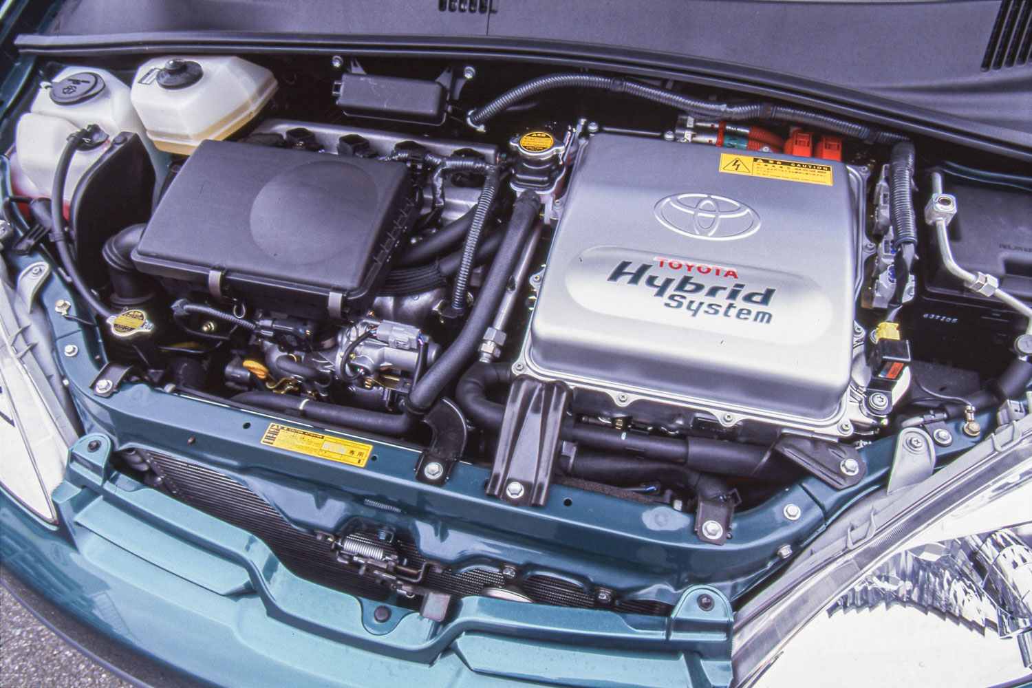 21世紀に間に合ったトヨタ初代「プリウス」が「ハイブリッド」の時代を作った! ディーゼルターボよりも正しい選択だった!? | AUTO ...