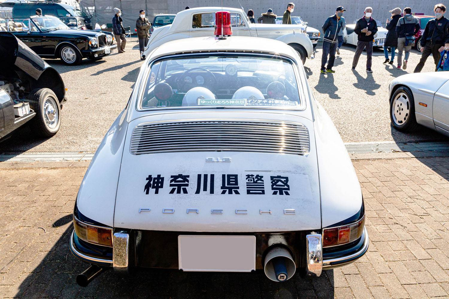 神奈川県警「ポルシェ912」パトカーのオーナーは元警官！ 20年がかりの