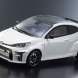 トヨタ「GRヤリス」が1/18スケールで登場！ OttO mobile製ミニカーの 