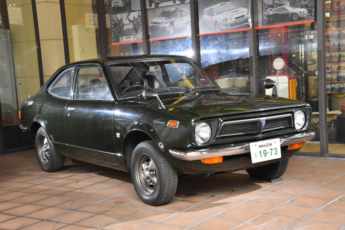 トヨタ　ＴＥ２７　カローラ　レビン　トレノ　トランク　フード もうすぐ50年10万キロ、一度も車検を切らすことなく人生を共にしてきた
