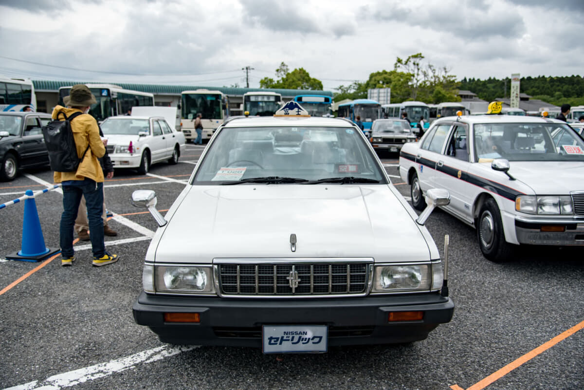 画像ギャラリー】日産「Y31セドリック」タクシーは「自家用」通勤車 