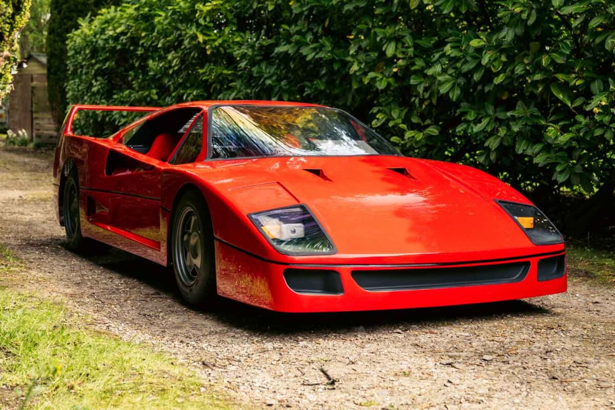 フェラーリ「F40」が1200万！ 最高速50キロの跳ね馬の正体は大人の 