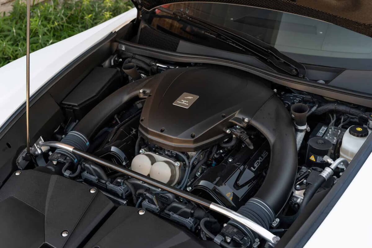 【画像ギャラリー】レクサス「LFA」が1.6億円オーバー! 走行距離75キロの新車同然奇跡の1台がアメリカで見つかりました AUTO