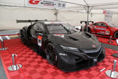 GT500クラスの開発車両「No.99 NSX-GT」