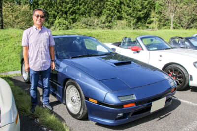 藤枝さんは2代目サバンナRX-7のカッコよさにひと目惚れしてしまい、新車を1988年に購入