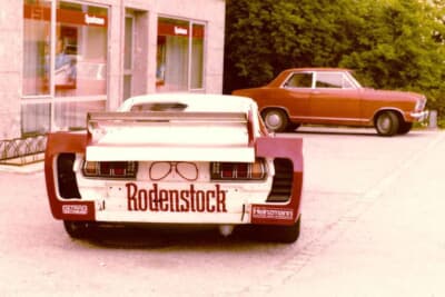 赤いローデンシュトゥックカラーのマシンは1978年シーズンにロルフ・シュトメレンがドライブしたもの