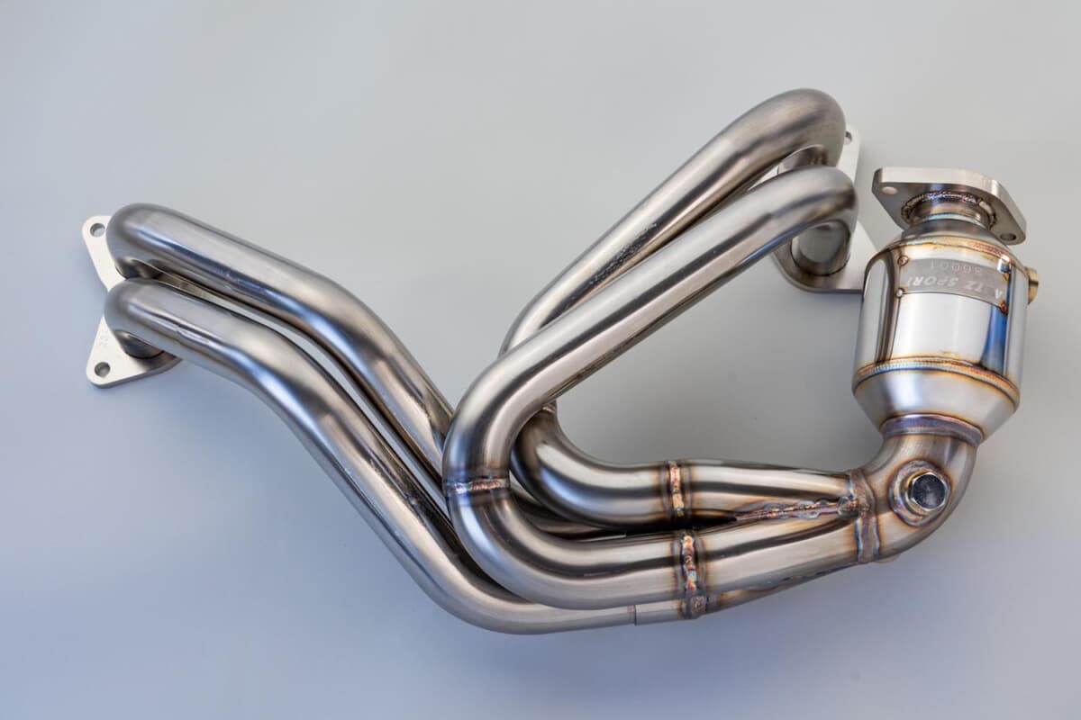 GR86純正エキマニ やや傷や汚れあり】新型GR86 BRZ 純正 エキマニ