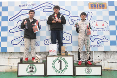 東北660選手権の2クラス表彰式