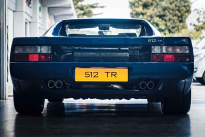 13万8000ポンド（邦貨換算約2530万円）で落札されたフェラーリ「512TR」（C）Courtesy of RM Sotheby's