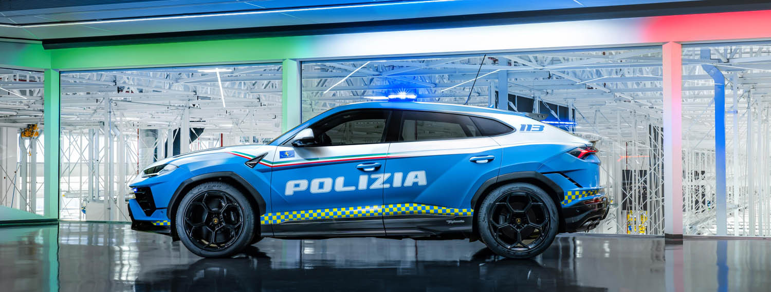 最高速306キロのランボルギーニ・パトカー誕生！ イタリア警察が「ウルス ペルフォルマンテ」を導入したのは何のため？