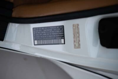 146万2500ドル（邦貨換算約2億1700万円）で落札されたポルシェ「911 ターボS X85 フラットノーズ」（C）Courtesy of RM Sotheby's