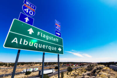 アリゾナ州のルート66は大半がインターステート40号線に塗り込められている。気になる場所があれば下道に降りて探索しよう