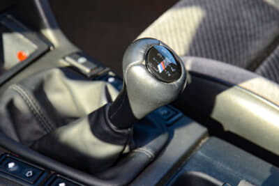 BMW 325iツーリングのシフトノブ