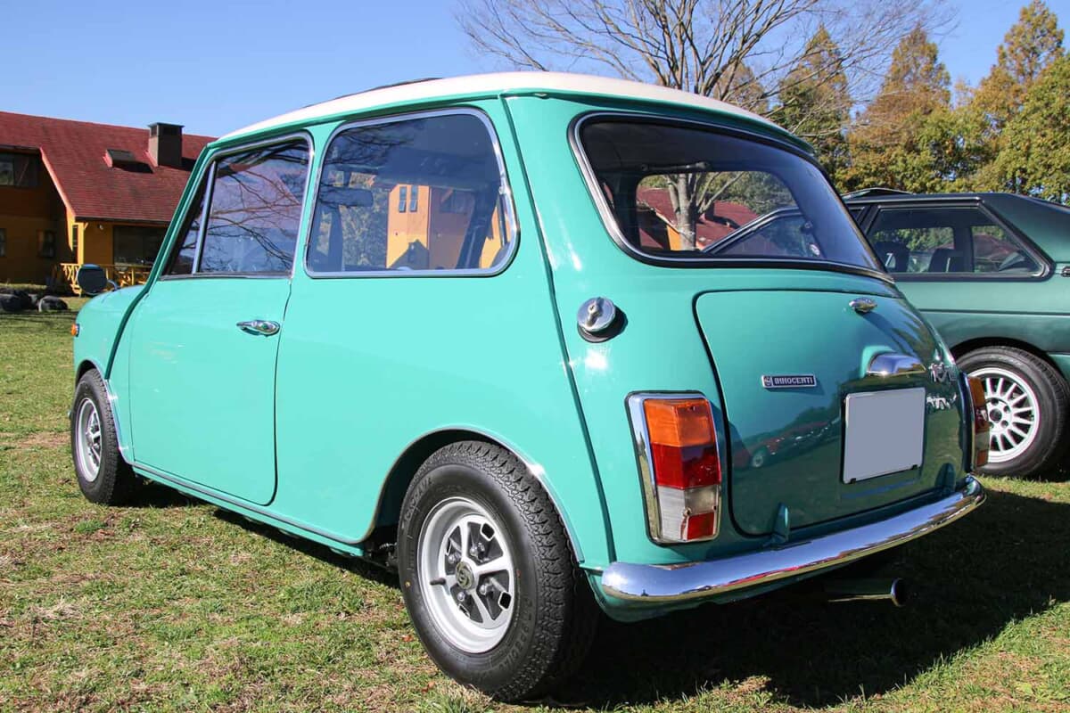 91年製のミニクーパー装着していたハンドル 二乗した