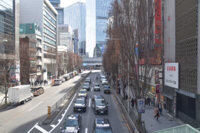 大都会の風景にも馴染むジムニー。今回は渋谷でジムニーの走りの領域が展開してしまった