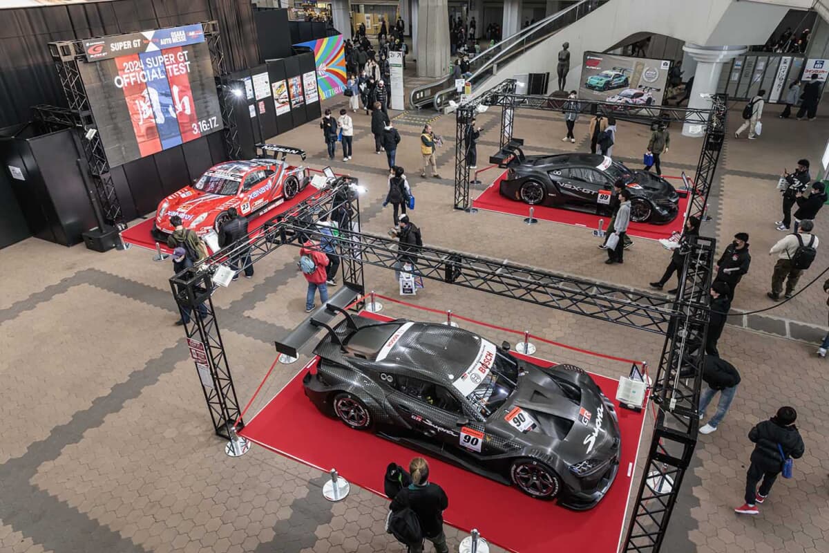 【画像ギャラリー】SUPER GT 2024シーズンのキックオフは「大阪オートメッセ」から。本物のGTマシンのエンジンサウンドで来場者へ