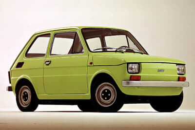 フィアット126は、1972年に発表され、イタリアでは1982年まで、ポーランドでは1973年から2000年まで作られた
