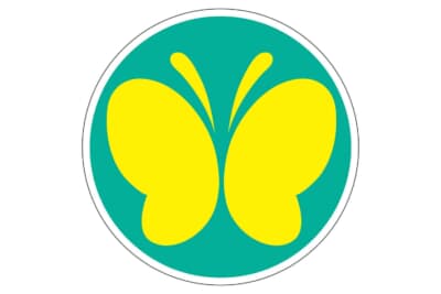 蝶々がデザインされたマークは「聴覚障害者標識」