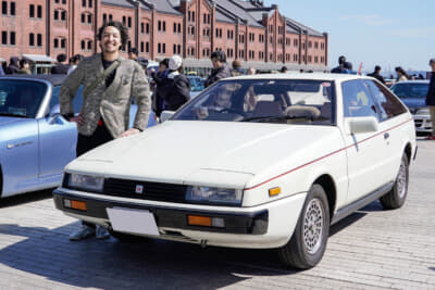 今回のイベントの発起人である後藤和樹さんの愛車は1983年式のいすゞ ピアッツァXE。ジウジアーロのデザインに惚れ込んでいる