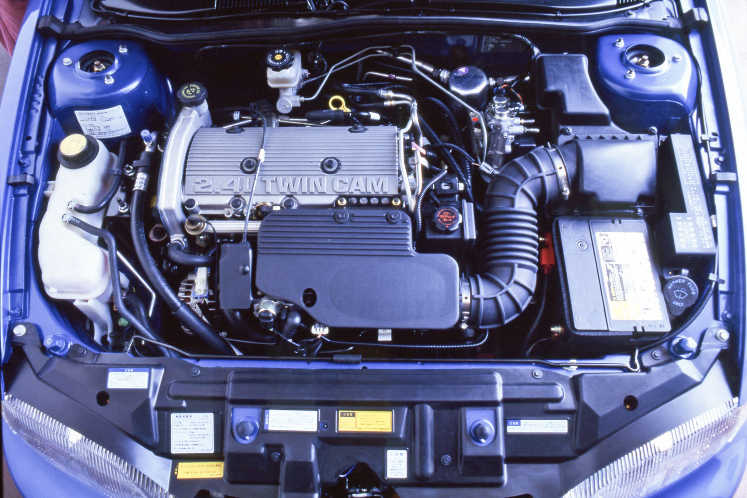 トヨタ キャバリエは2.4L直列4気筒DOHCエンジンを搭載