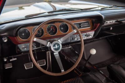 1965年製のポンティアック「GTO」。落札価格は57,200ドル（邦貨換算約862万円）