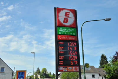 ガソリンスタンドの料金表示