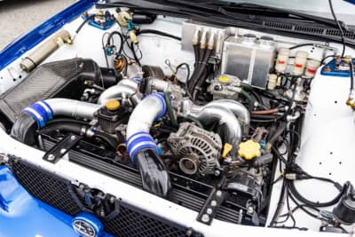 ガス検査の関係や各種車検対応のため、エンジンはGDBのものやGC8のものが使われている